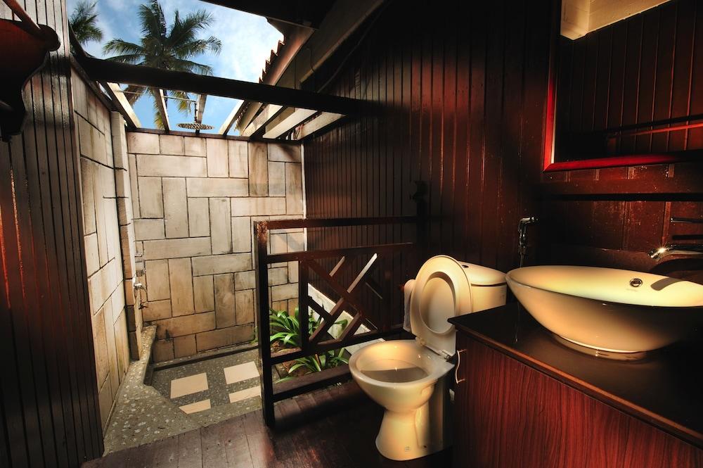 Paya Beach Spa & Dive Resort Kampung Genting Dış mekan fotoğraf