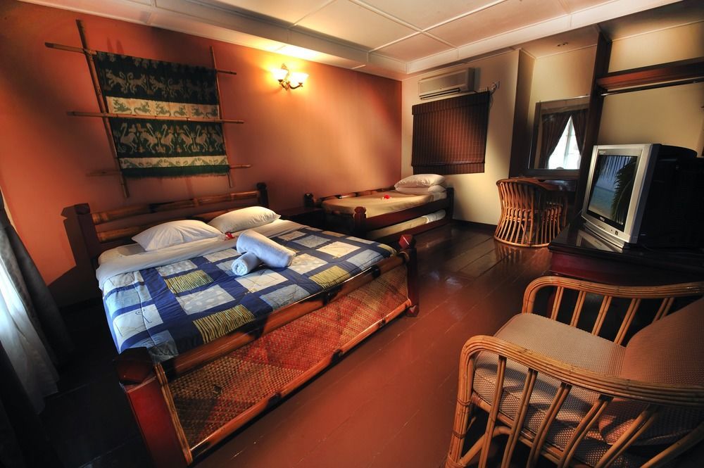 Paya Beach Spa & Dive Resort Kampung Genting Dış mekan fotoğraf